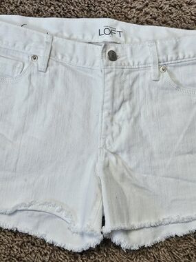 LOFT White Denim Jean Shorts Sz 6